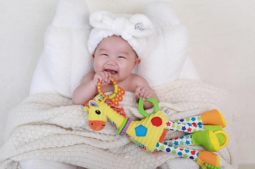 成都试管代怀宝宝和宝贝哪个更爱